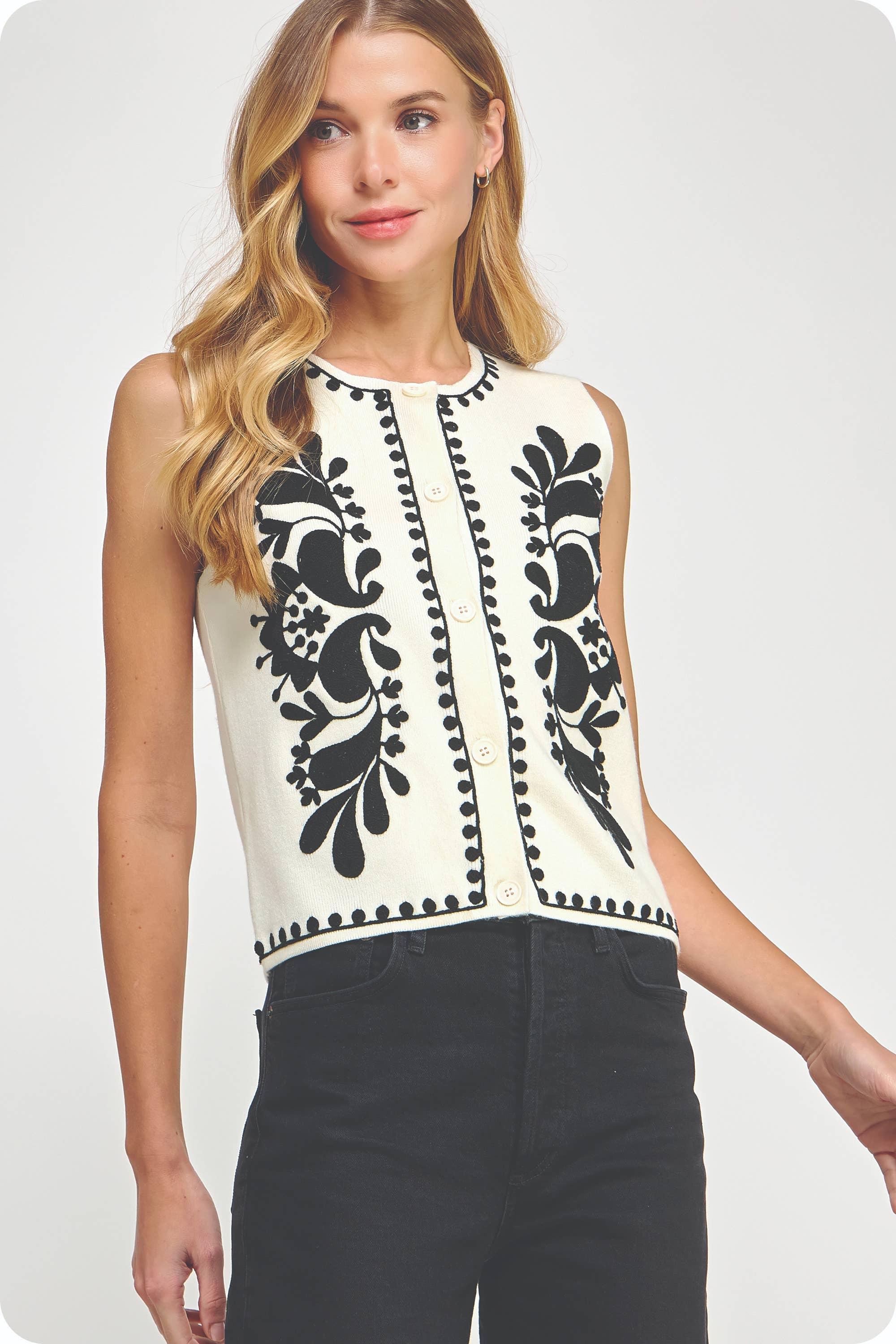 The Éloise Embroidered Top