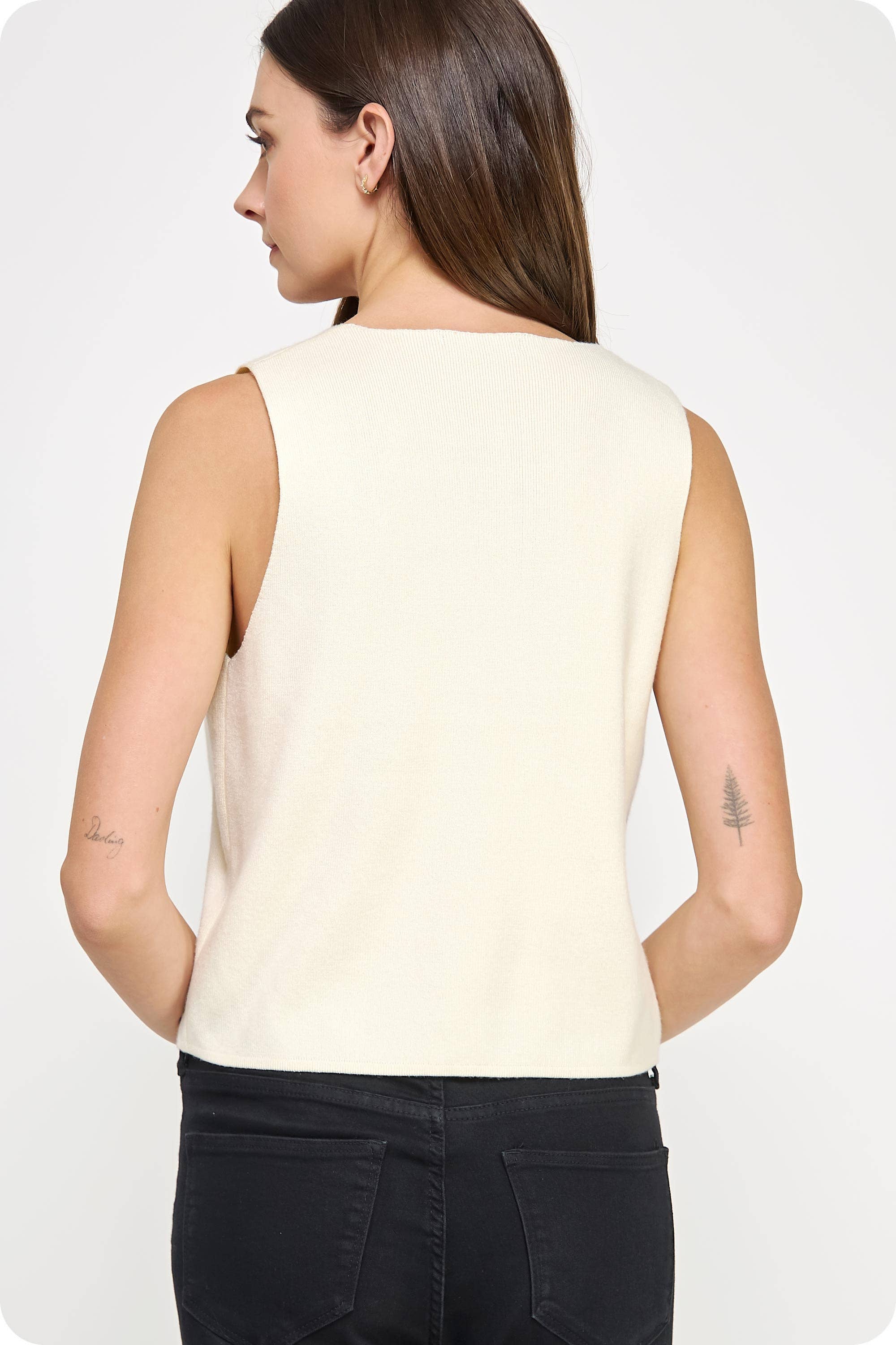 The Éloise Embroidered Top