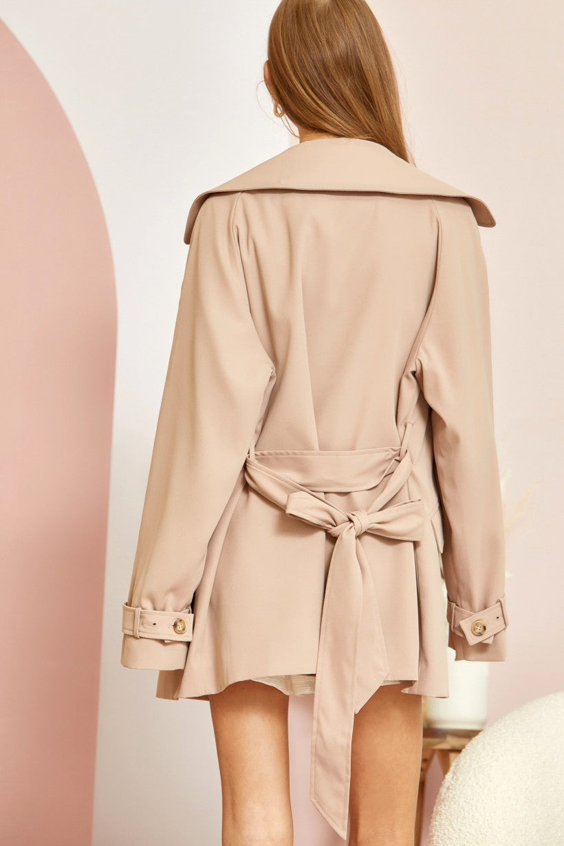 Light Classic Trench